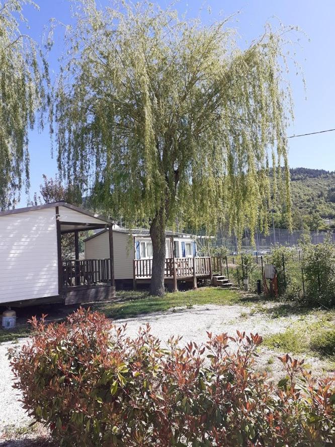 Camping Les Lavandes, كاستيلان المظهر الخارجي الصورة