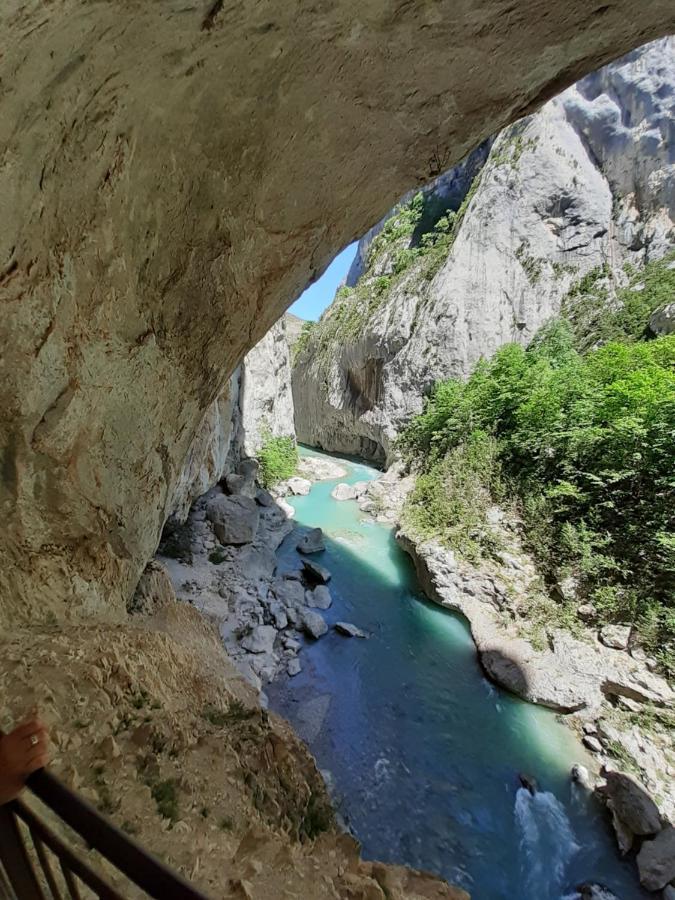 Camping Les Lavandes, كاستيلان المظهر الخارجي الصورة