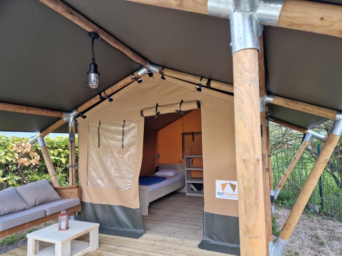 Camping Les Lavandes, كاستيلان المظهر الخارجي الصورة