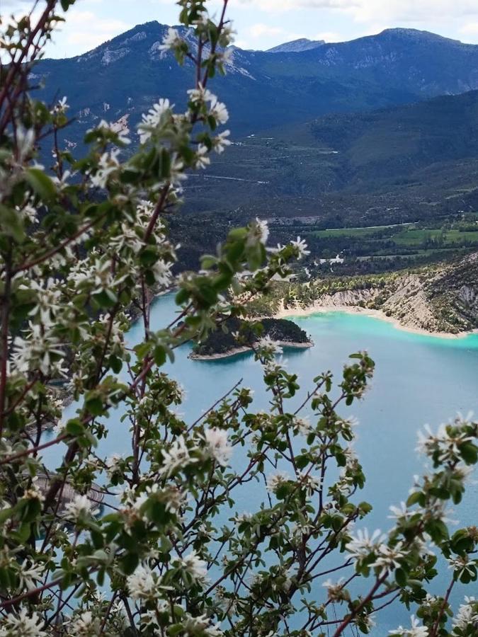 Camping Les Lavandes, كاستيلان المظهر الخارجي الصورة