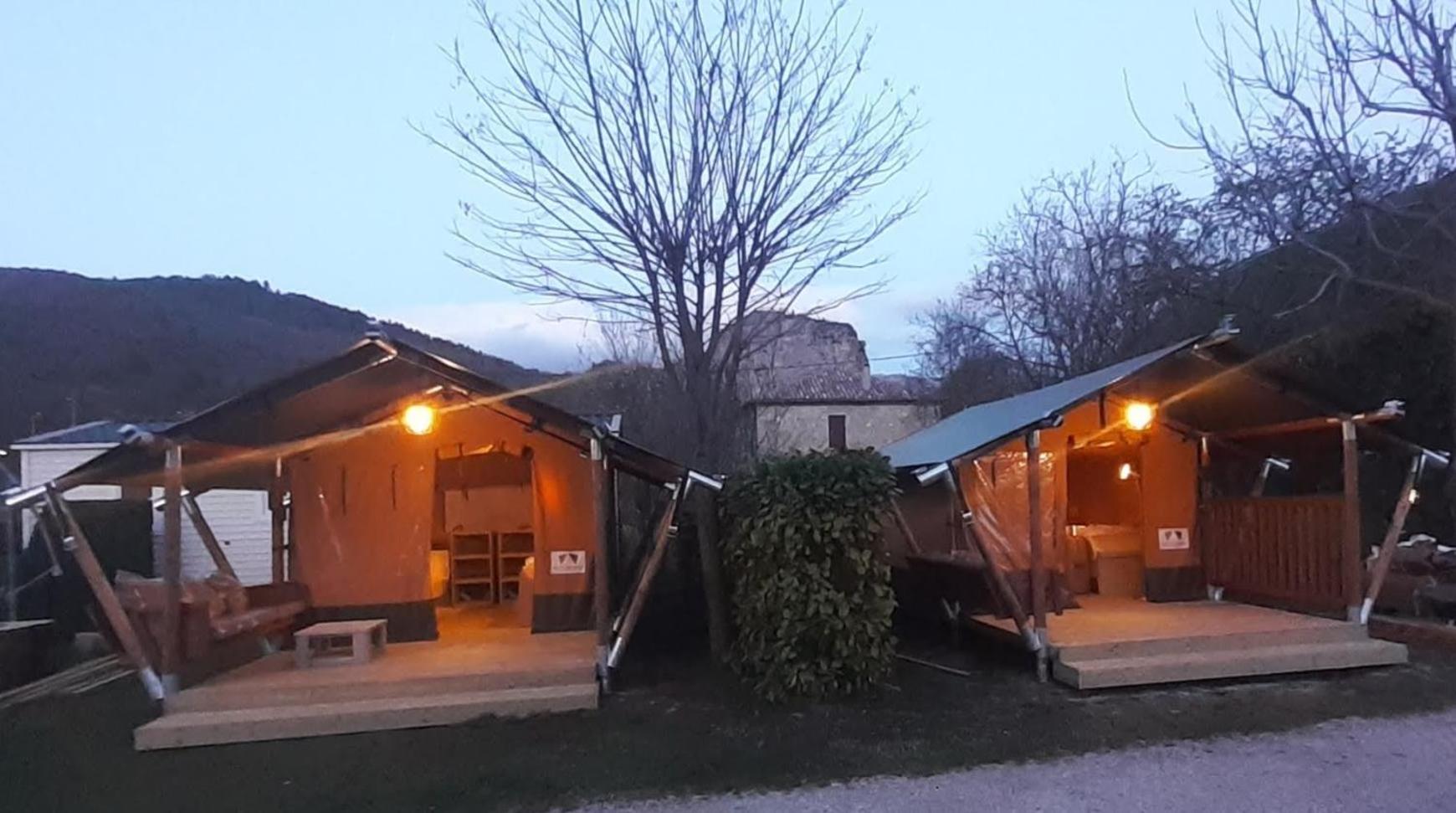 Camping Les Lavandes, كاستيلان المظهر الخارجي الصورة