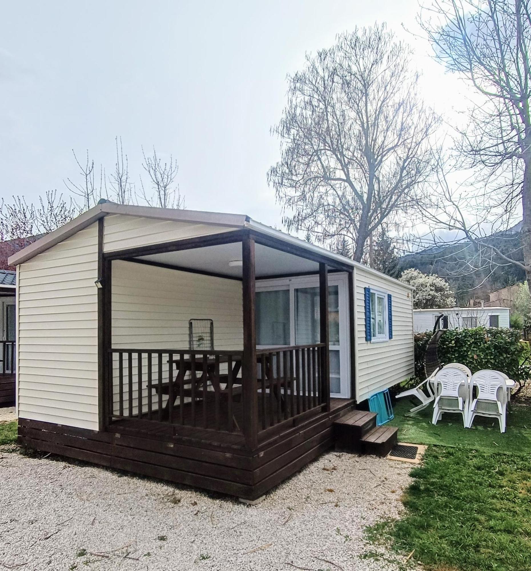 Camping Les Lavandes, كاستيلان المظهر الخارجي الصورة