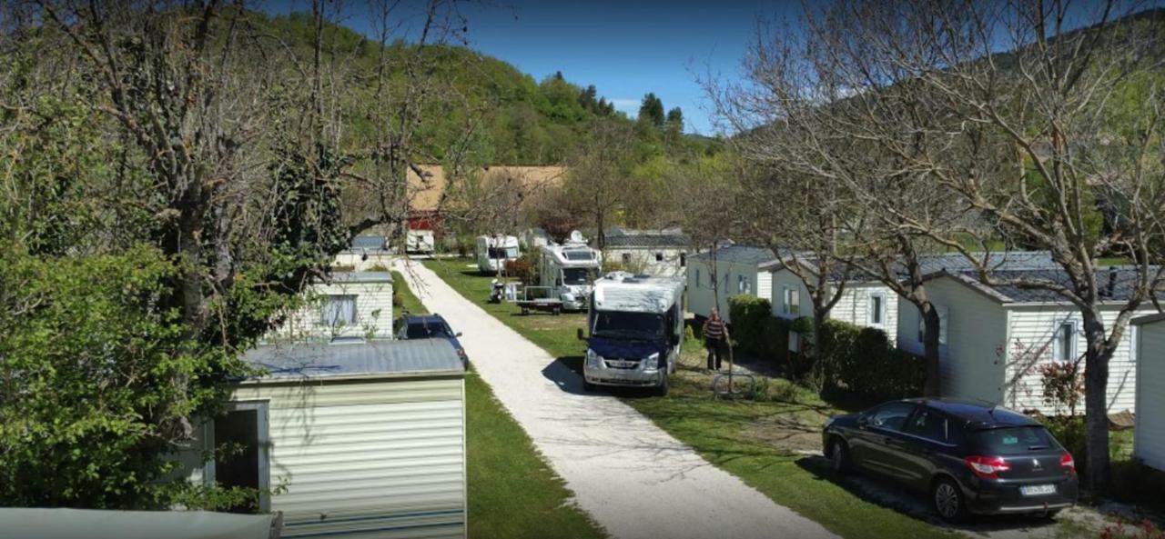 Camping Les Lavandes, كاستيلان المظهر الخارجي الصورة